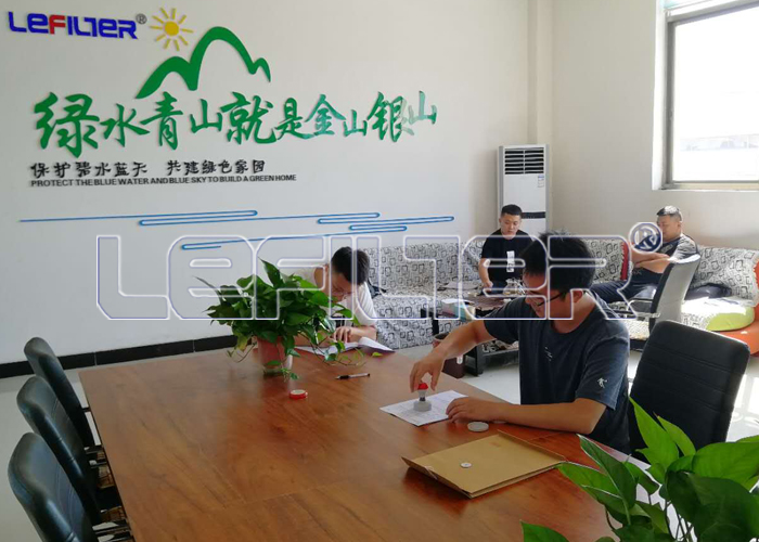 Three Guangxi customers visit LEFILTER company for inspectin