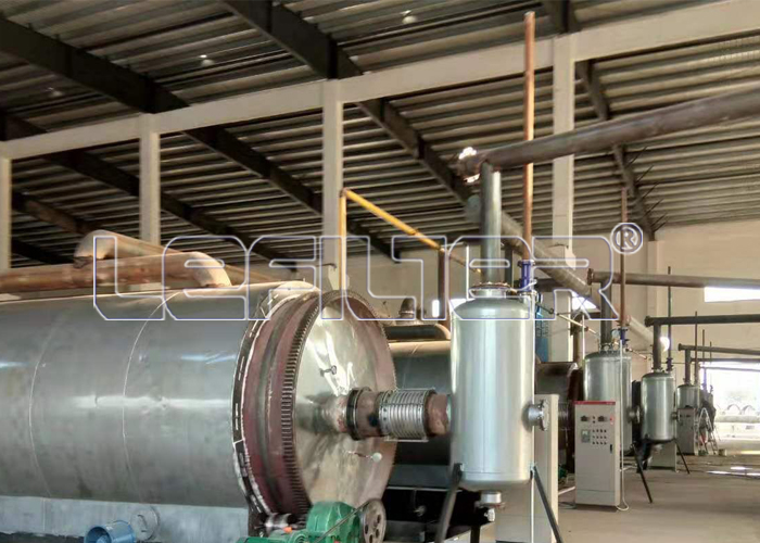 Precautions for maintenance of tire oil refining equipment