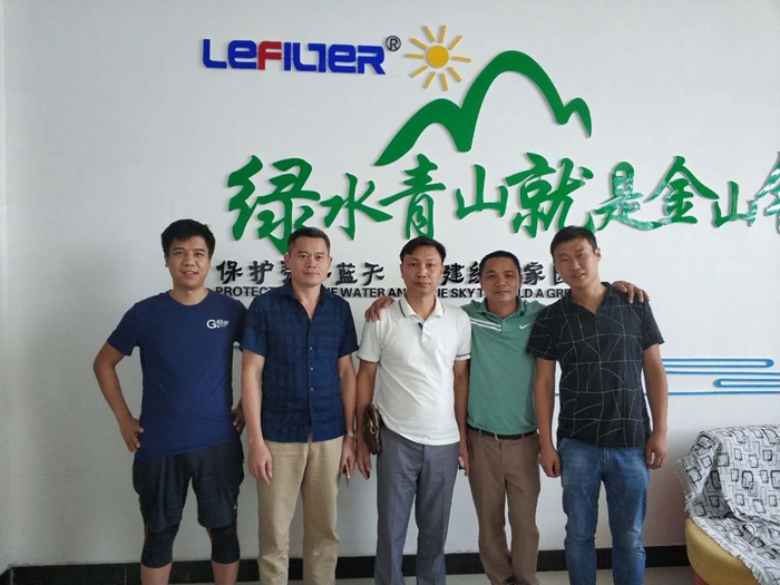 Vietnam Clients coming to visit pyrolysis plant workshop