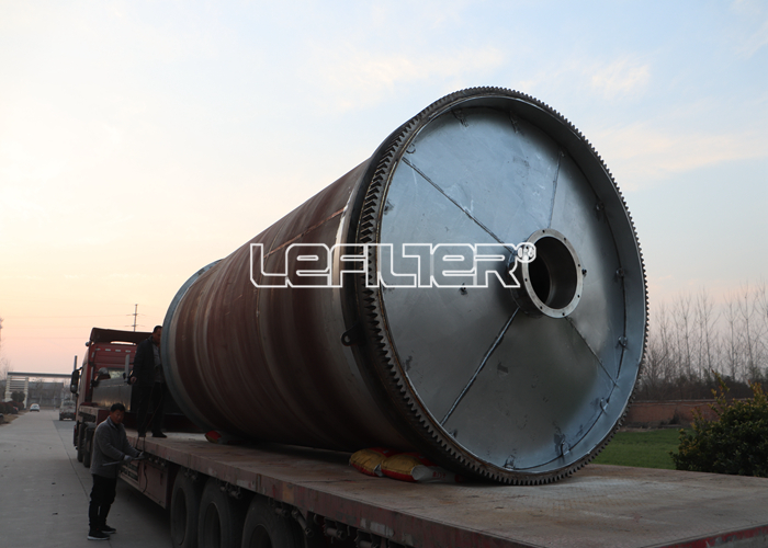 6~15TPD waste tyre pyrolysis plant with Q345R steel to fuel