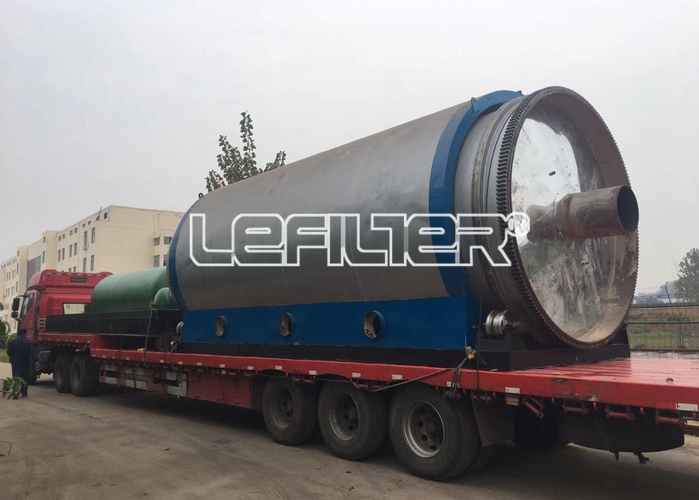 Pollution free small capacity waste tyre pyrolysis plant