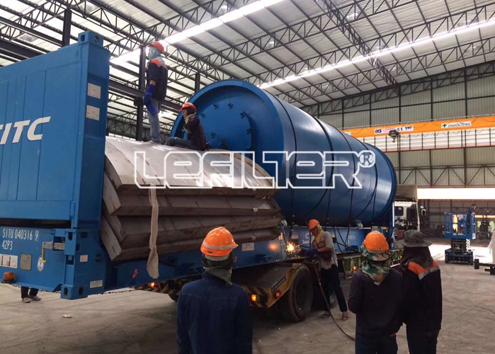 10Ton Capacity Waste Tire Plastic Pyrolysis Recycling Plant