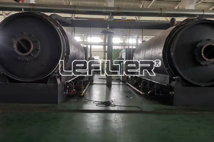 12tpd Waste Tyre Pyrolysis Plant by China Supplier
