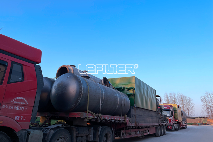 Waste Tire/Scrap Plastic Pyrolysis Machine with 4 Years Warr